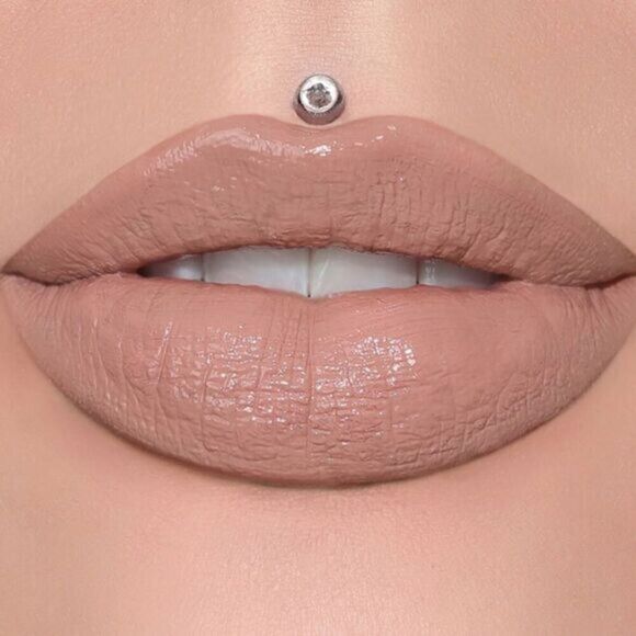 NIB Jeffree Star Supreme Gloss Full Size Lip Gloss - Color Blow My Candle - Picture 1 of 7